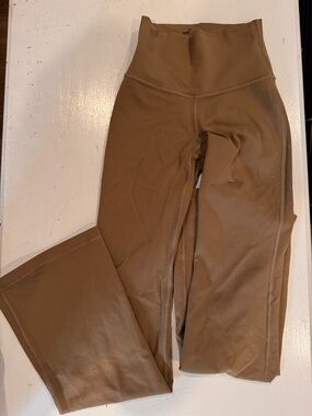 High-Waist Wide Leg Jeans - Brown